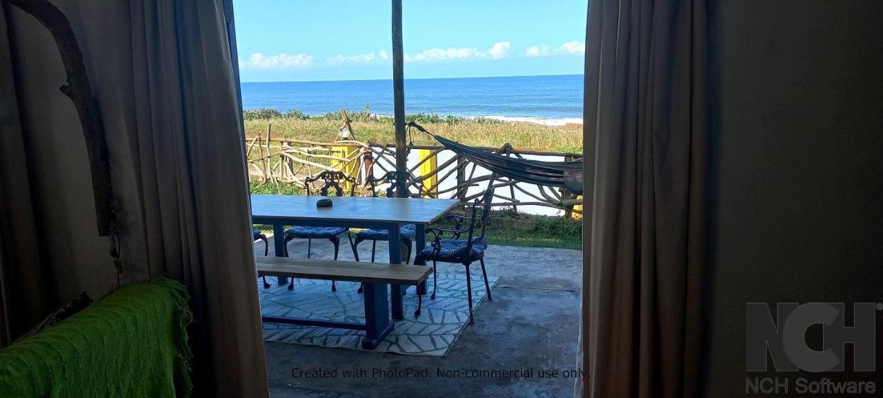 Blue Space Beach House Port Shepstone Eksteriør billede