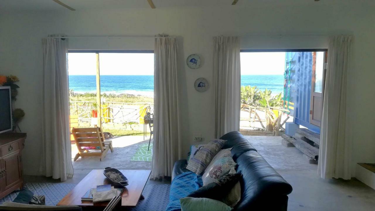 Blue Space Beach House Port Shepstone Eksteriør billede